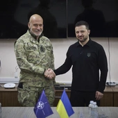 Prezydent Ukrainy, Wołodymyr Zełenski i Szef Komitetu Wojskowego NATO admirał Giuseppe Cavo Dragone