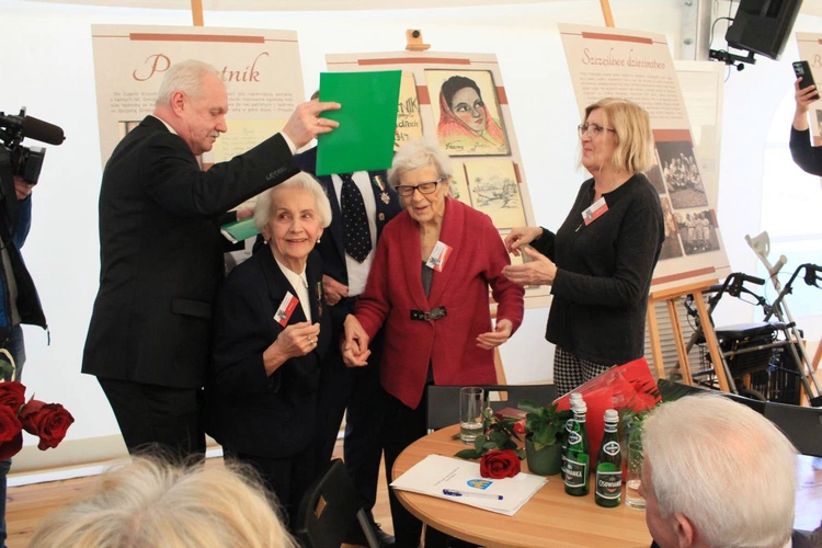 Uroczystość z okazji 85. rocznicy pierwszej masowej deportacji Polaków na Syberię