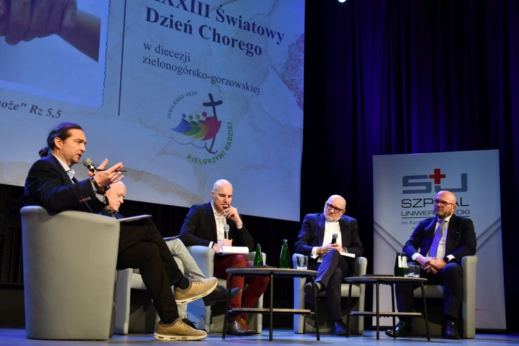 Debata z okazji Światowego Dnia Chorego