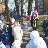 	Pomnik Matki Sybiraczki został odsłonięty 15 lat temu.