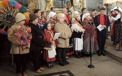 	17 stycznia 2016 r. Dolanie na pierwszej Eucharystii w duchu beskidzkiej tradycji.