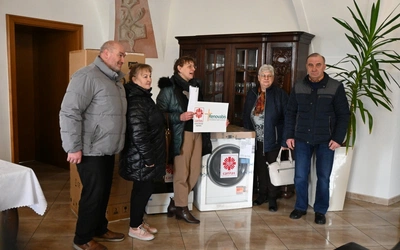 Opolska Caritas przekazuje sprzęt AGD powodzianom