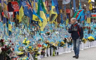 Ukraina pada ofiarą opieszałości demokratów, interesów republikanów, ślepej miłości Europy do Rosji
