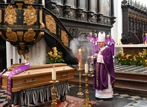 Żył dla innych - pożegnanie ks. Tadeusza Balickiego