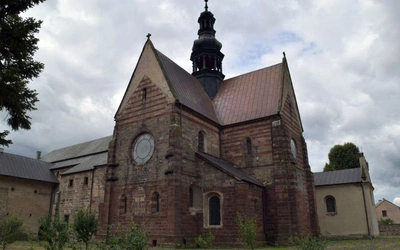 9 projektów diecezjalnych wspartych przez resort kultury