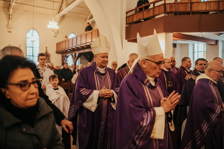 Ostatnie pożegnanie ks. Ludwika Grochowiny