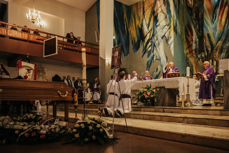 Ostatnie pożegnanie ks. Ludwika Grochowiny