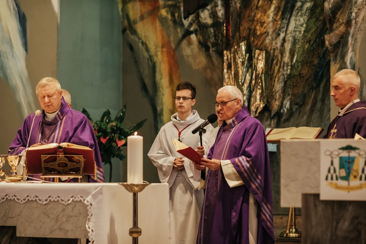 Ostatnie pożegnanie ks. Ludwika Grochowiny