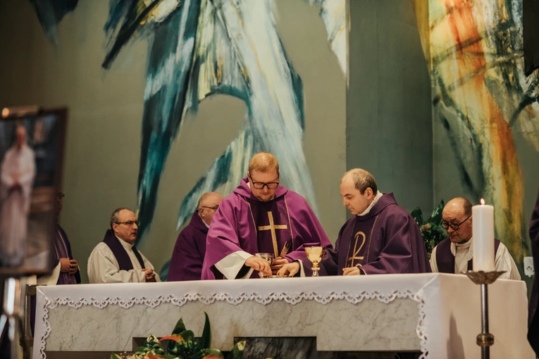 Ostatnie pożegnanie ks. Ludwika Grochowiny