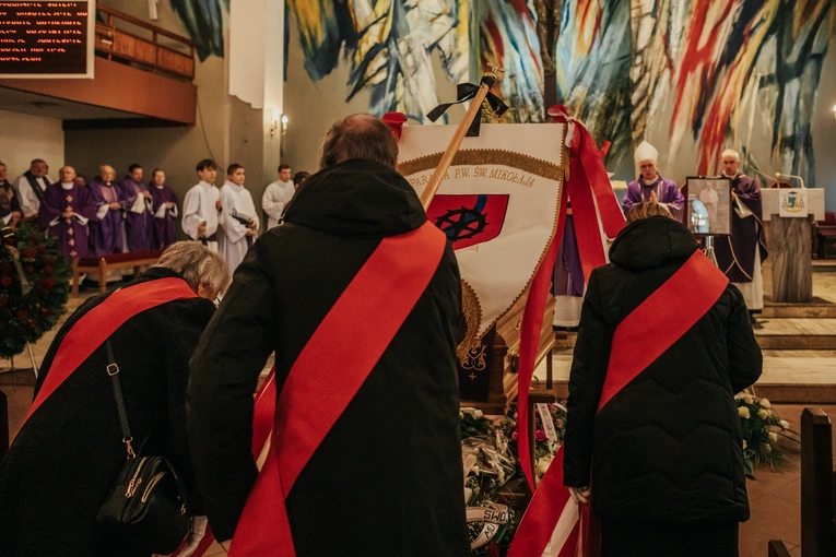 Ostatnie pożegnanie ks. Ludwika Grochowiny