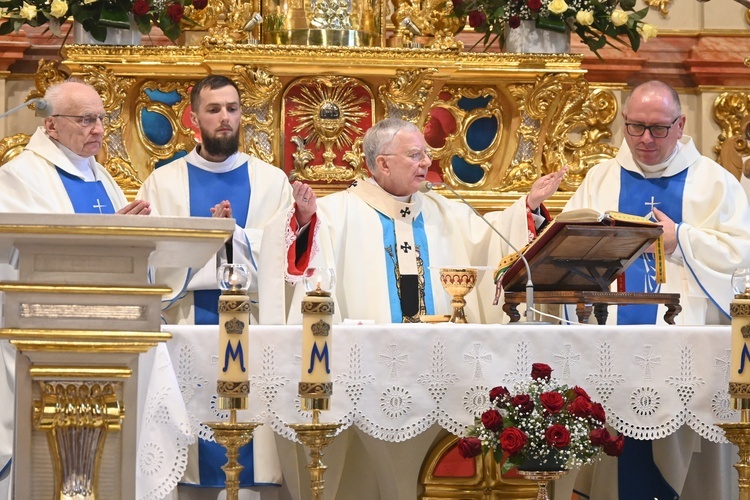 Pielgrzymkowe udogodnienia w Ludźmierzu