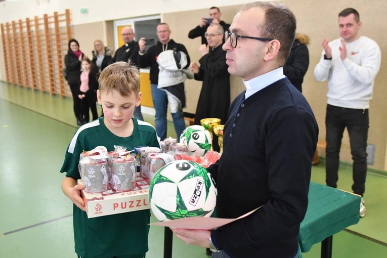 Międzydekanalny turniej piłkarski minsitrantów w Brójcach