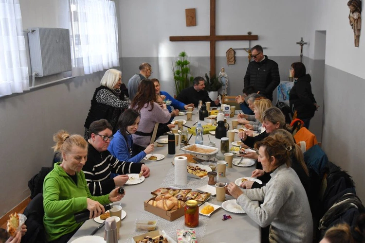Co miesiąc pielgrzymują z Gorzowa do okolicznych kościołów