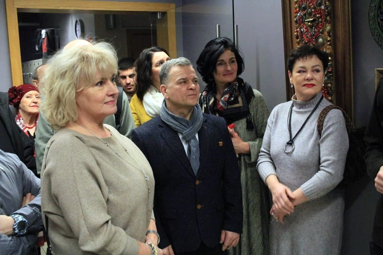 Podróż ormiańskiej duszy. Wystawa Karine Gukasian-Mykickiej