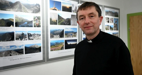 Wystawa górskich fotografii ks. Mariana Bednarka