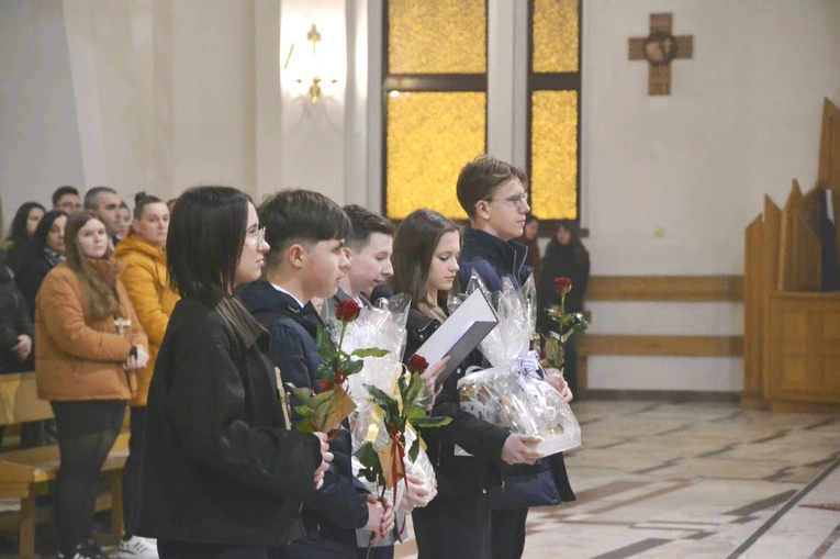 Bierzmowanie w par. Miłosierdzia Bożego w Dębicy