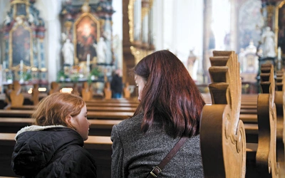 Pan Bóg nie ma wnuków. Wychowujemy dzieci do „do wiary” czy świadomego, wolnego wyboru?