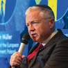 Czy nowy ambasador USA w Polsce będzie wysyłał do naszych ministrów smsy z żądaniami Waszyngtonu? 