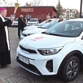 	Nowe pojazdy gwarantują niezawodność, a dzięki temu lepszą pomoc pacjentom.