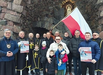 	Modlitwa za kraj to dla wołomińskiej wspólnoty oczywista sprawa i powinność.