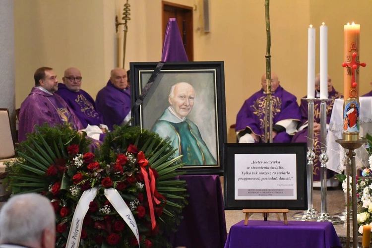 Ostatnie pożegnanie śp. ks. prałata Zbigniewa Stekiela