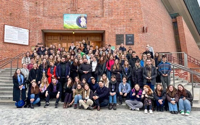 Hasłem tegorocznego spotkania jest słowo "Dziękuję".