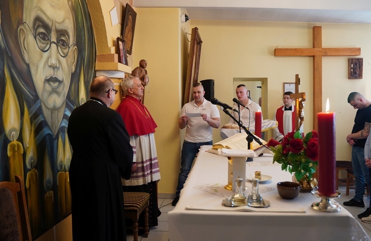 Bierzmowanie w Zakładzie Karnym w Wołowie