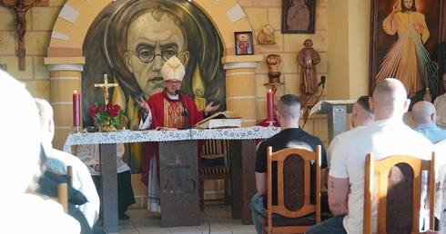 Bierzmowanie w Zakładzie Karnym w Wołowie