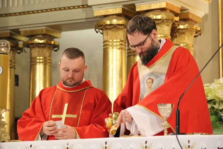 Zabawa. Kotwica w sanktuarium bł. Karoliny