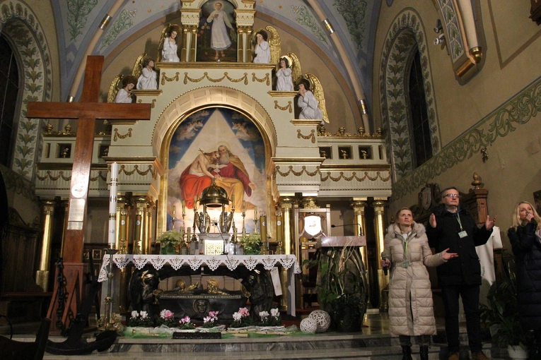 Zabawa. Kotwica w sanktuarium bł. Karoliny