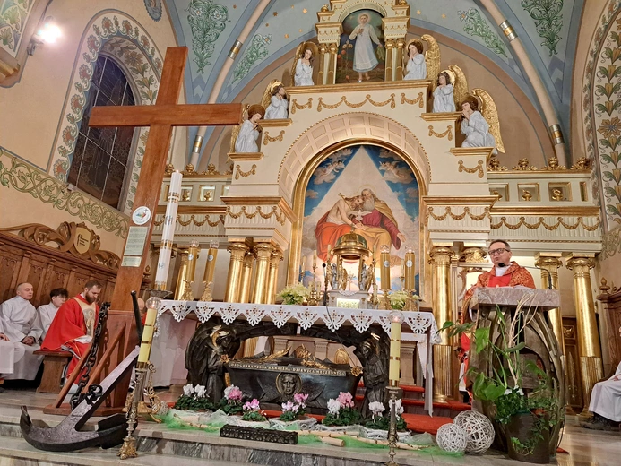 Zabawa. Kotwica w sanktuarium bł. Karoliny