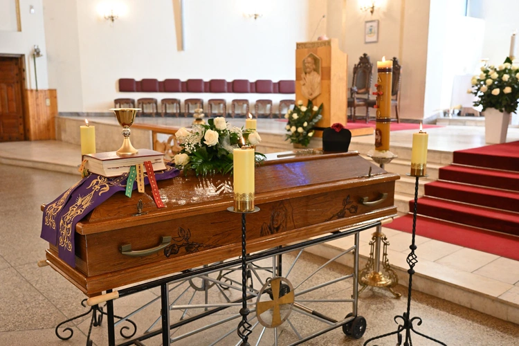 Pogrzeb ks. Józefa Mietły
