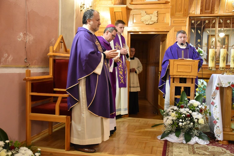 Przasnysz. Pogrzeb s. Marii Pii od Eucharystii