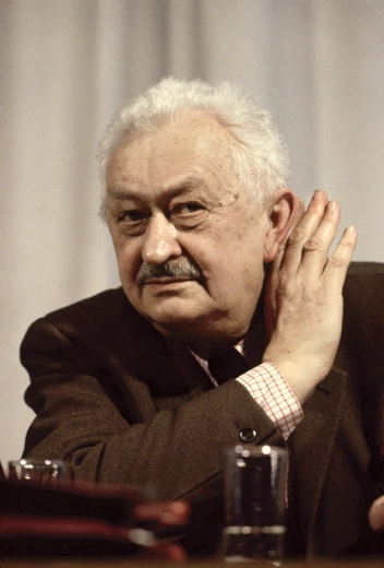 Ratujący ŻydówJan Dobraczyński.