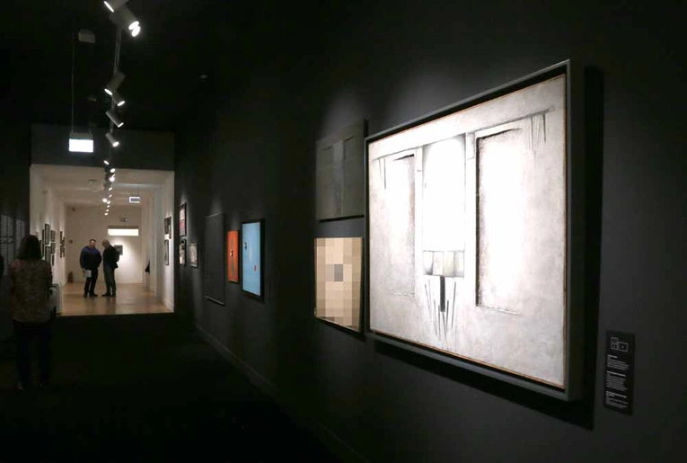 Wystawa malarstwa Janusza Tarabuły