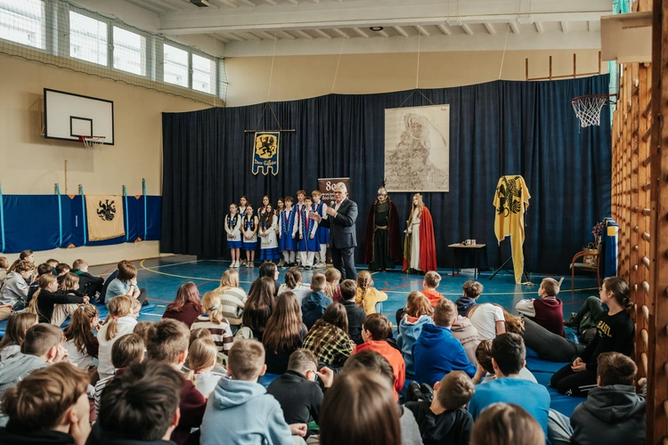 Żywa lekcja historii w SP 8