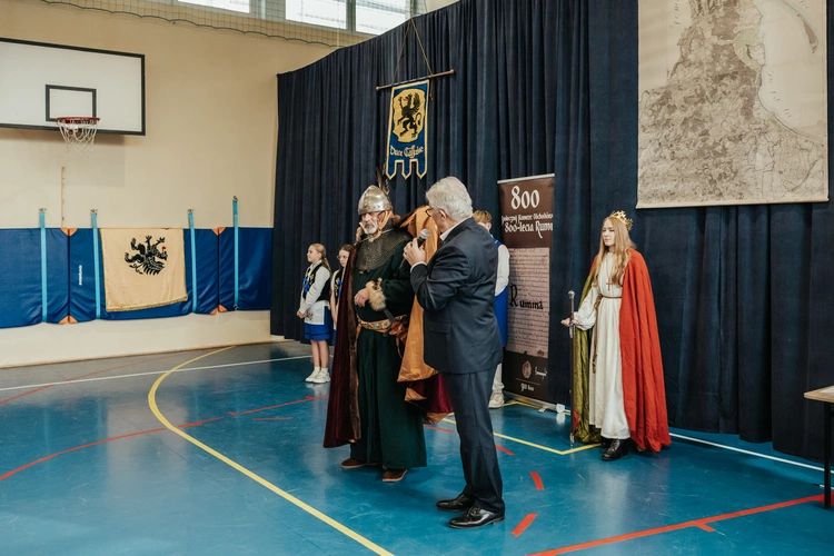 Żywa lekcja historii w SP 8