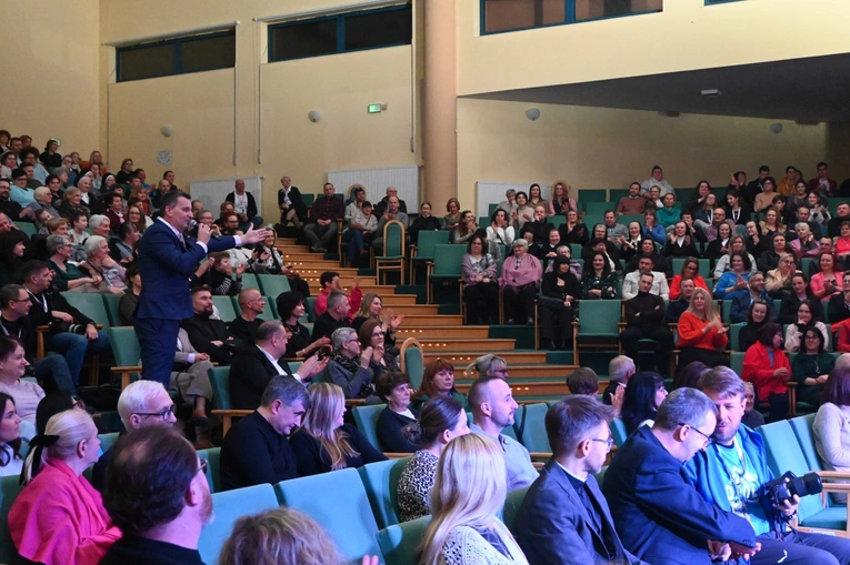 Koncert Sławka Uniatowskiego w Opolu
