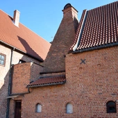 Gotycki piekarnik potrzebuje pomocy konserwatorskiej