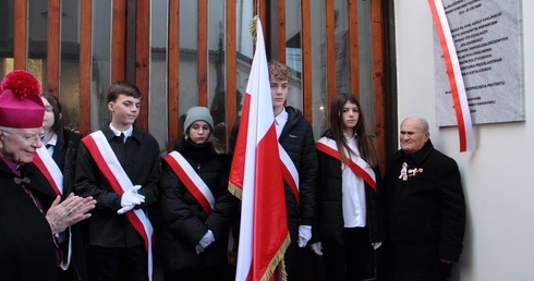 Abp Jędraszewski: Czy jest w nas dość siły, by postawić tamę kłamstwu i złu?