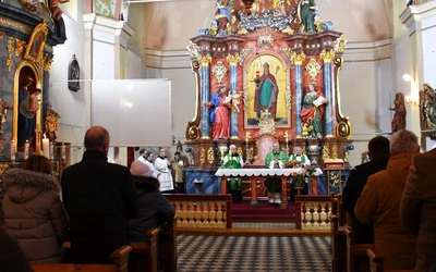 Wnętrze zabytkowej świątyni w Kotli odzyskało dawny blask