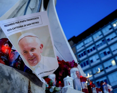 Papież na Anioł Pański: Nie bójcie się ryzykować miłości!