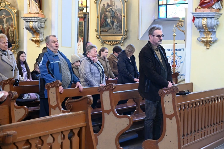 Adoracja Najświętszego Sakramentu w Grobnikach