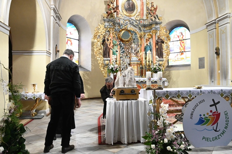 Adoracja Najświętszego Sakramentu w Grobnikach