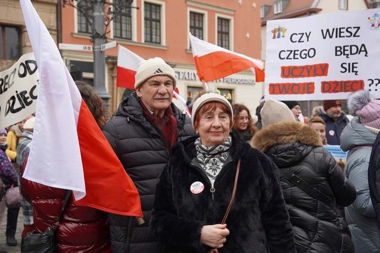 Manifestacja "Tak dla edukacji, nie dla deprawacji"