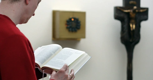 Wielkopostne rekolekcje z Łazarzem metodą Lectio Divina