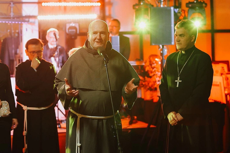 Bal w Darłowie na rzecz hospicjum