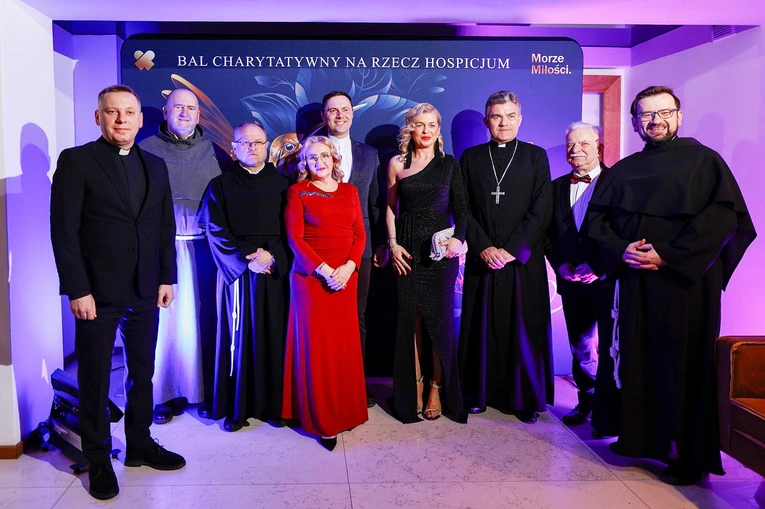 Bal w Darłowie na rzecz hospicjum