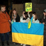 Wiec solidarności z walczącą Ukrainą w 3. rocznicę rosyjskiej inwazji