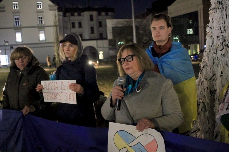 Wiec solidarności z walczącą Ukrainą w 3. rocznicę rosyjskiej inwazji